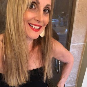 Meet your Posher, Jana